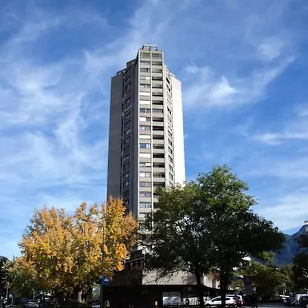 Ueber Den Daecher Von Coire