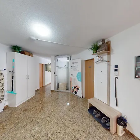 Homestay Ueber Den Daecher Von Chur