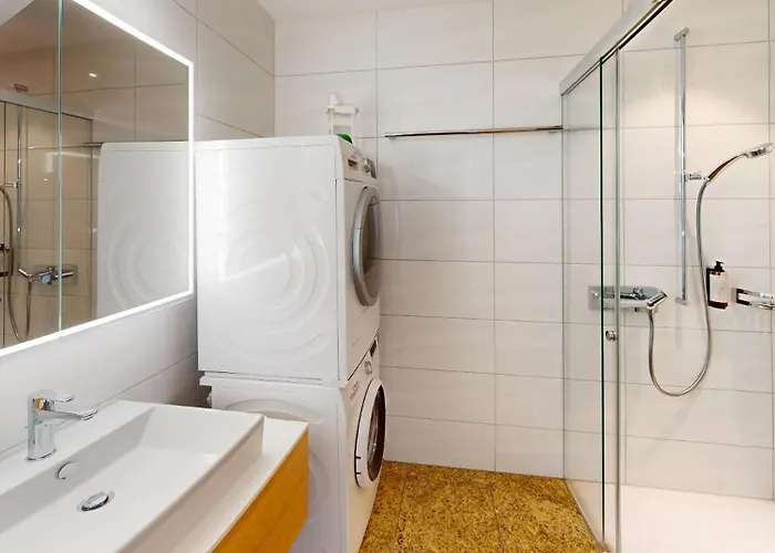 Ueber Den Daecher Von Séjour chez l'habitant *